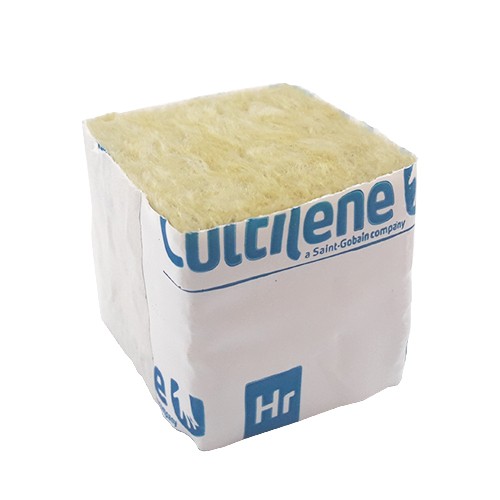 Taco Esq 4x4x4 cm con Forro 1 ud