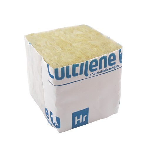 Taco Esq 4x4x4 cm con Forro 2250 uds